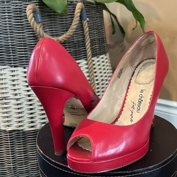 Le Chateau red heels 👠 / Size 8.5 - Picture 5 of 9